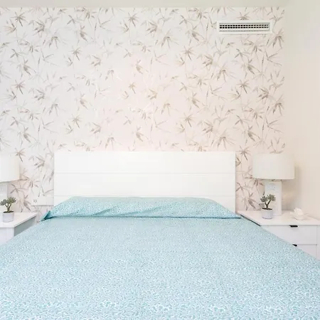 Blue Infinity Luxury By Ghr Apartment *